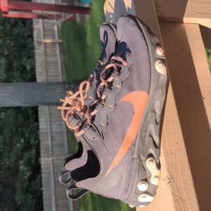 nike react CT1186-001